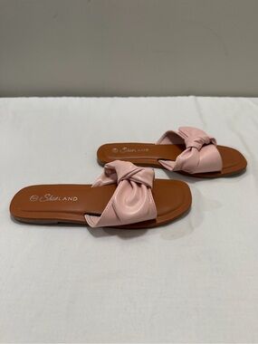 ShoeLand Women's Pink Knotted Slide Sandals